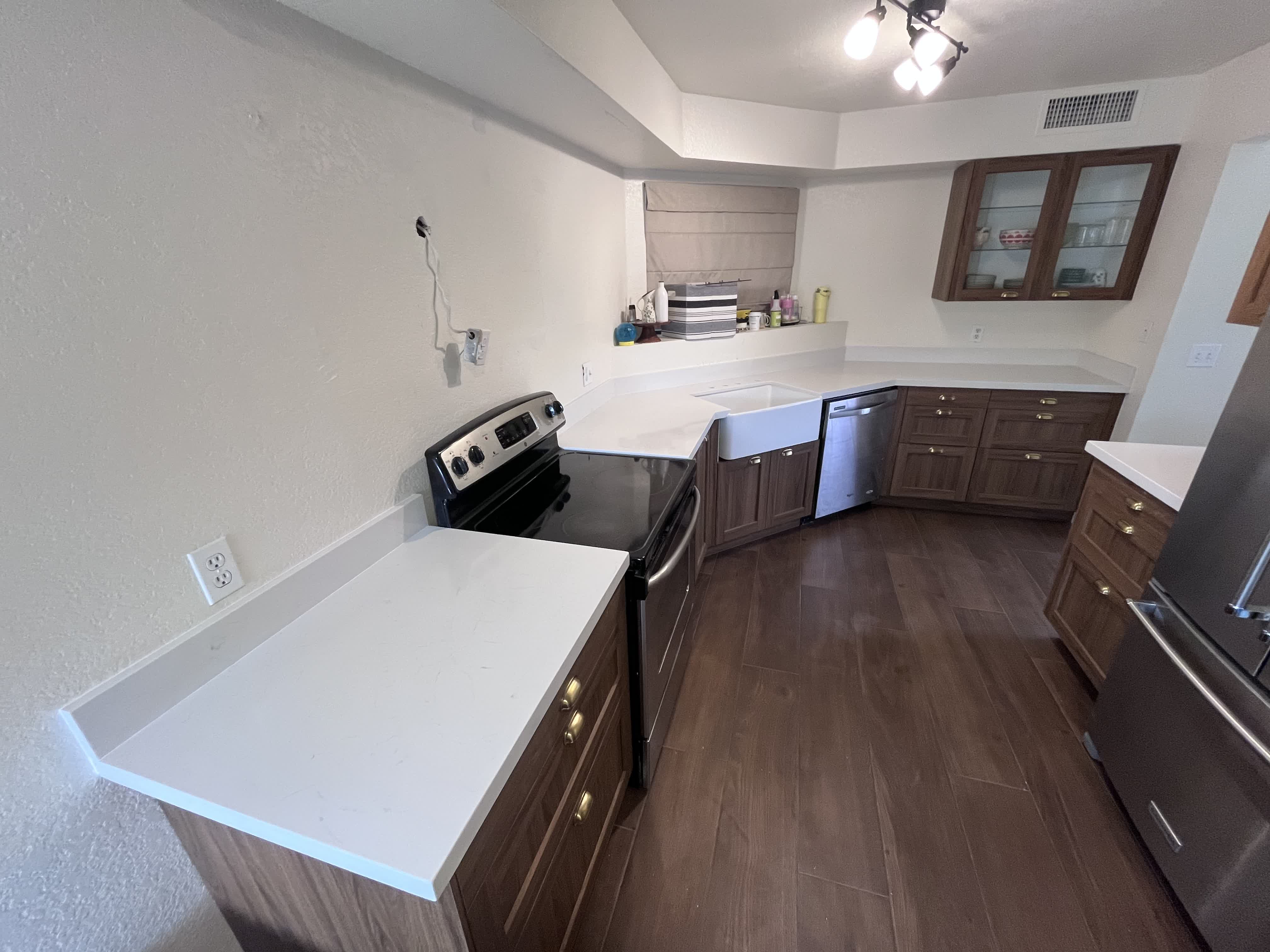 Kitchen Countertop - Wide Angle View