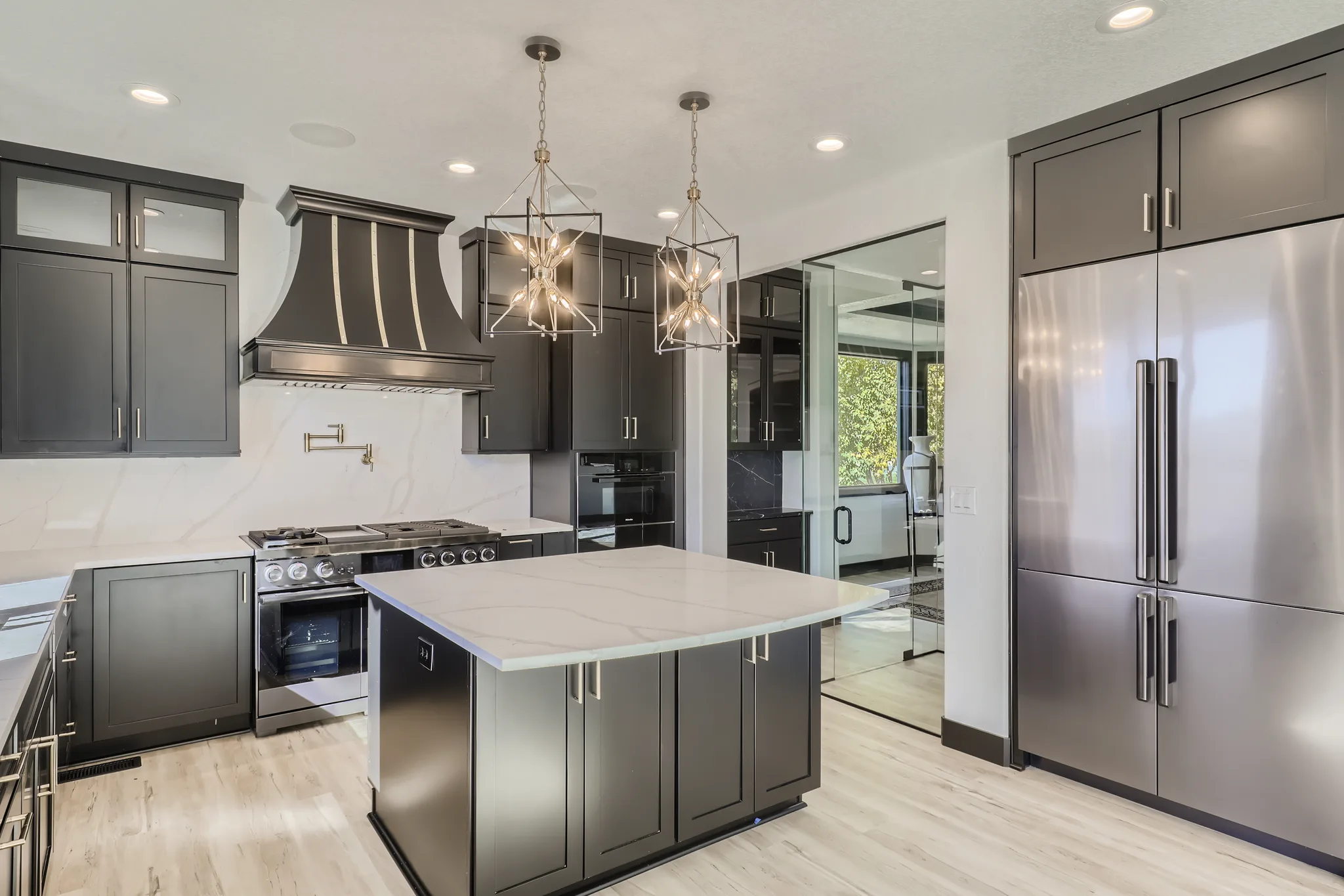 Marble Kitchen Suite