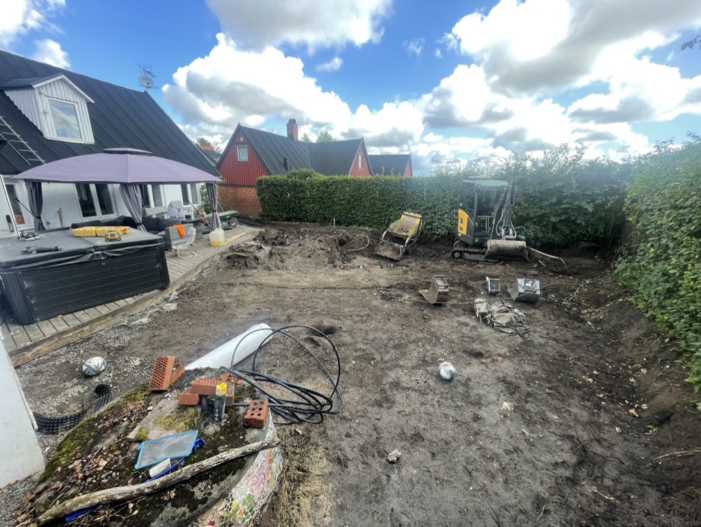 Poolgrävning projekt bild 2