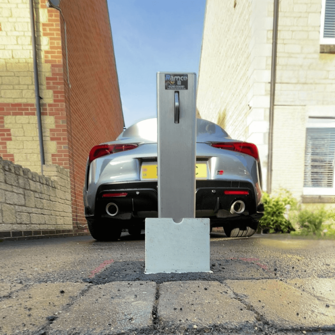 Ramco 100 Stainless Steel Bollard