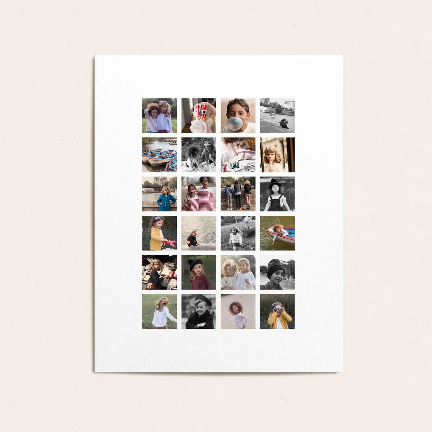 Insta Grid Print — poster com grelha de 24 fotos em moldura de madeira