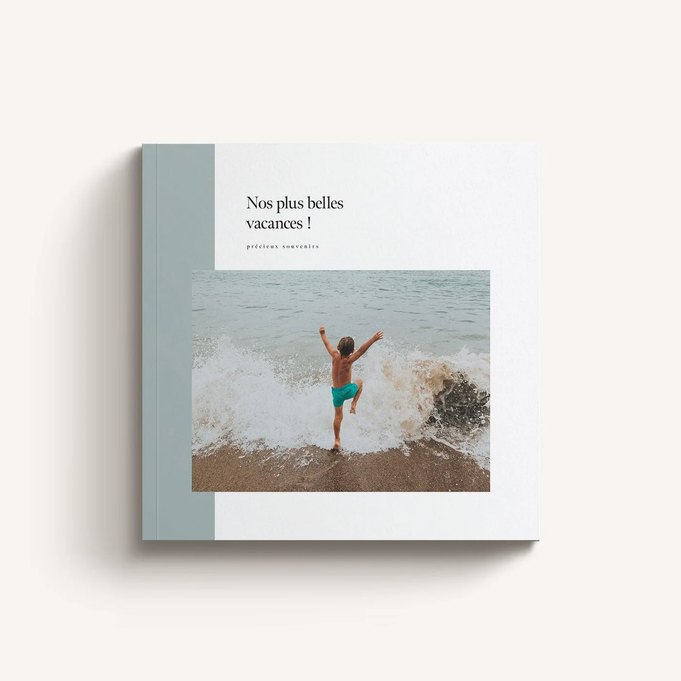 Shiny Softcover — capa quadrada com faixa lateral rosa, família