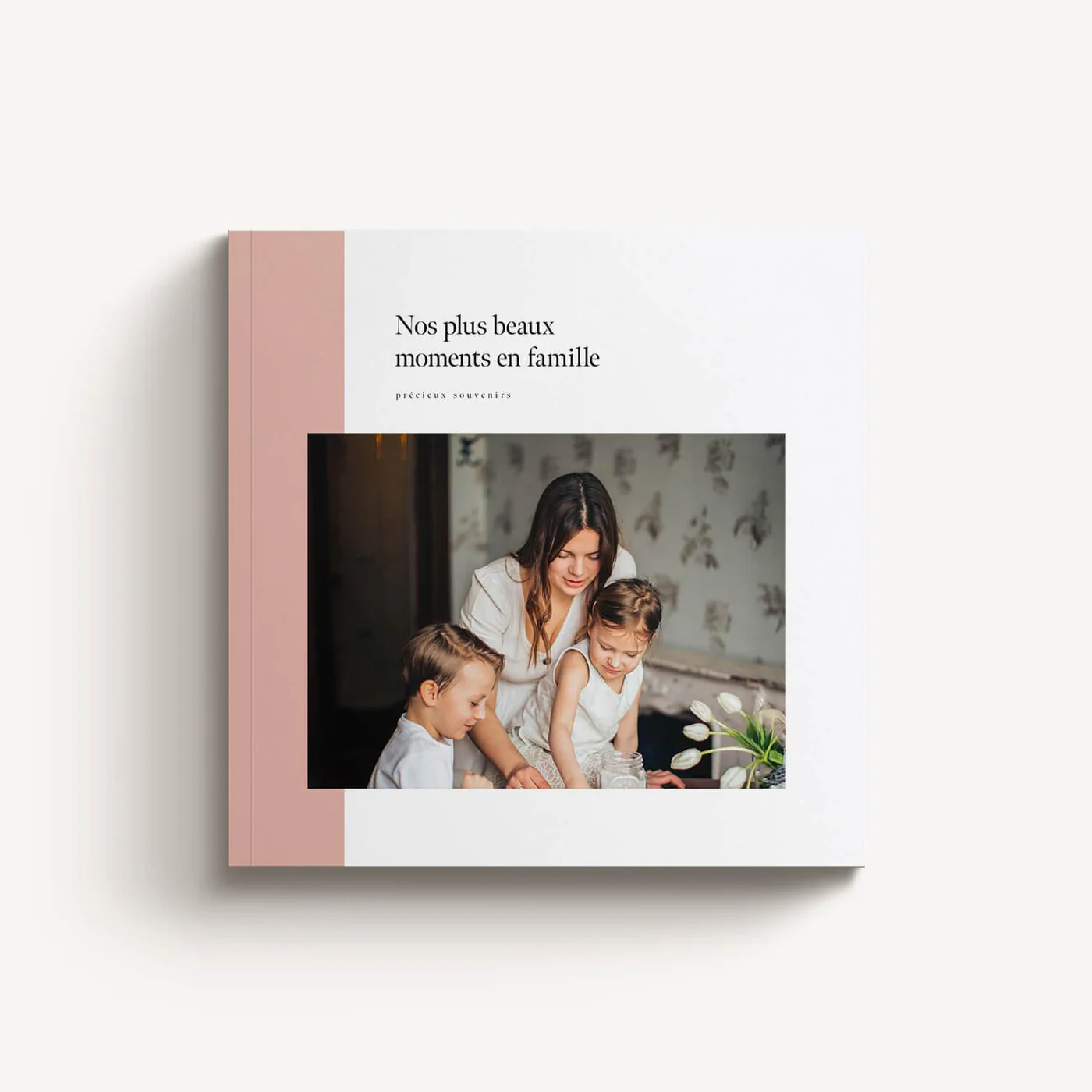 Shiny Softcover — capa quadrada com faixa lateral dourada, casamento