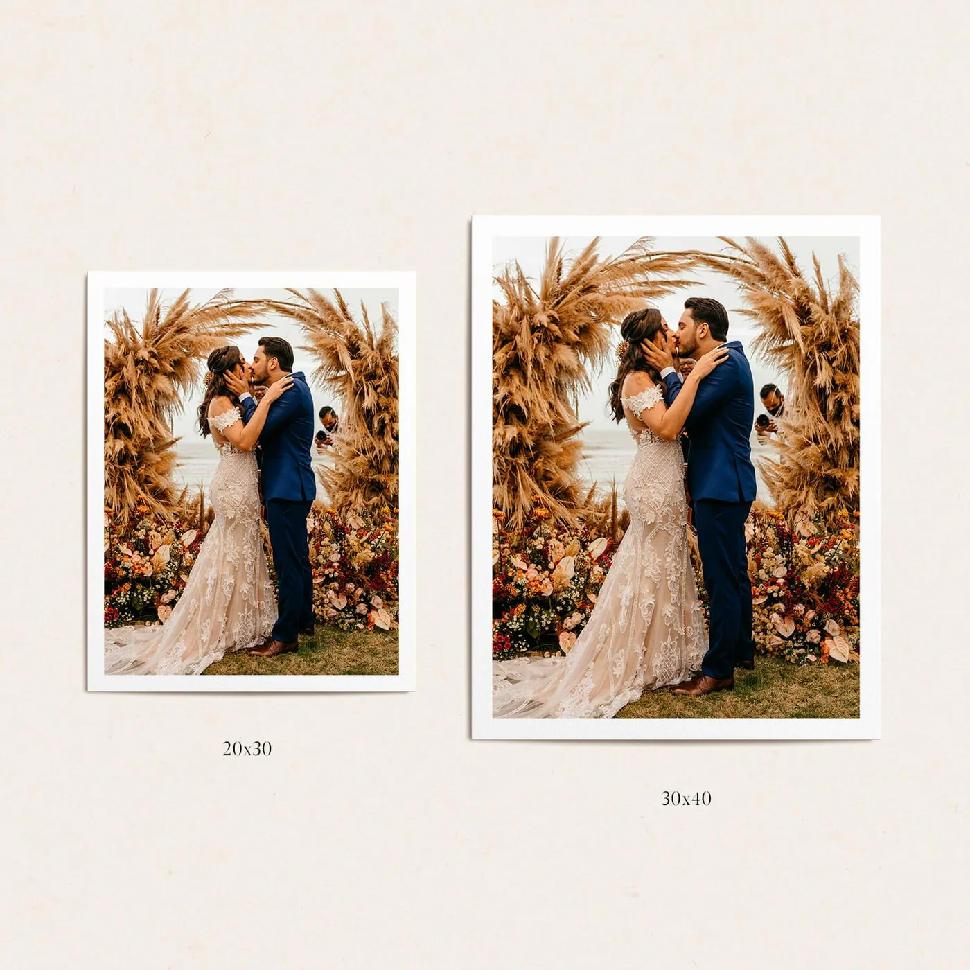 Classic Large Print — comparação tamanhos 20×30 e 30×40, casamento