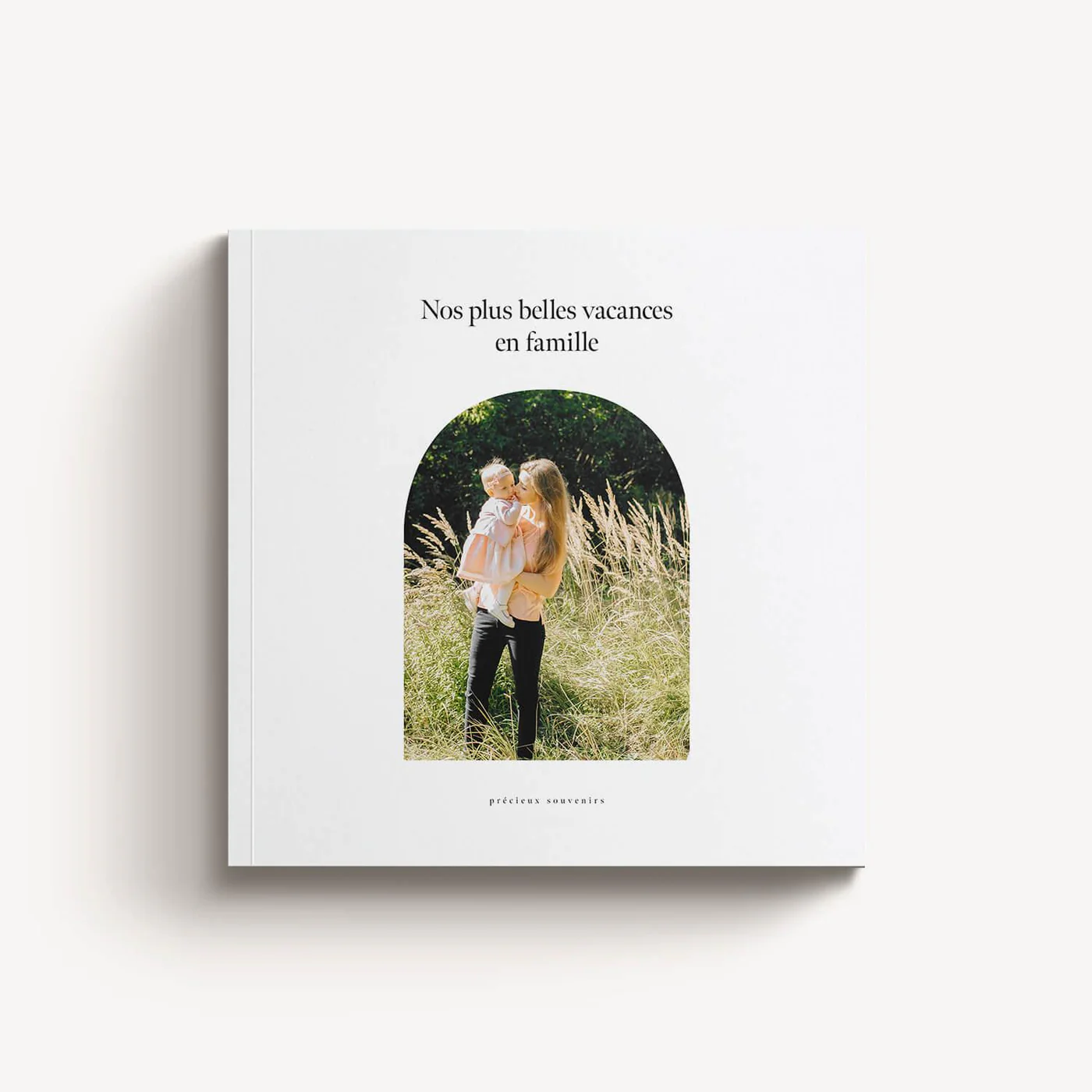 Classic Arch Softcover — capa quadrada com arco, mãe e bebé