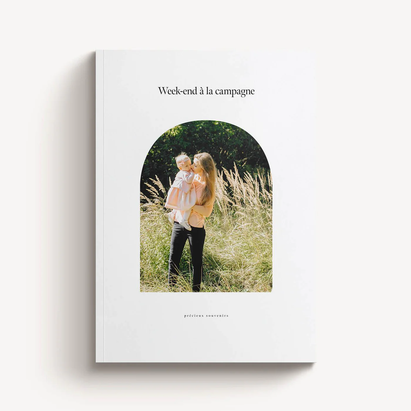 Classic Arch Softcover — capa retrato com arco, mãe e bebé