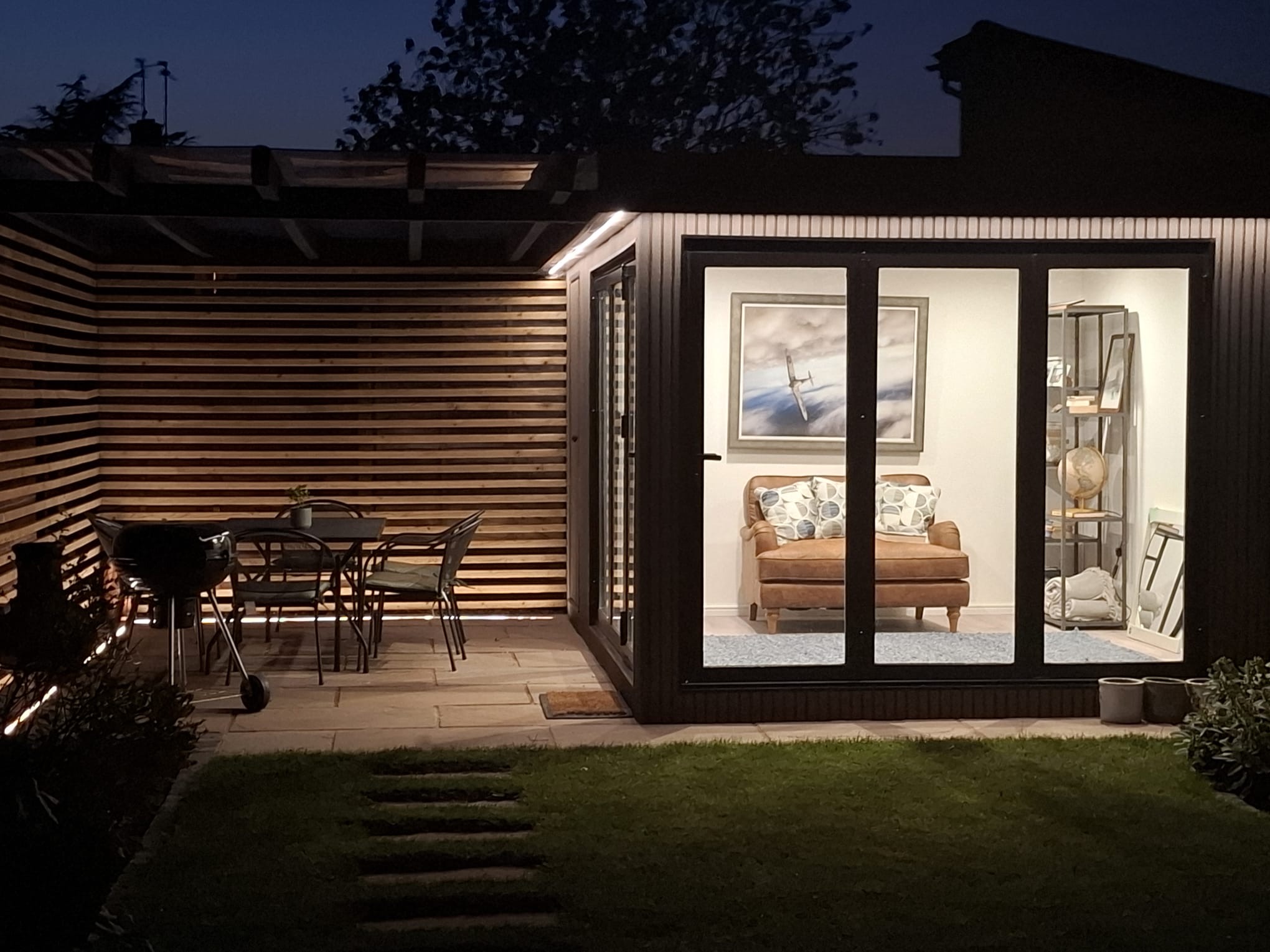 GARDEN STUDIO