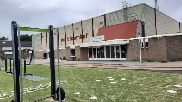 Sporthal De Bloemhof gebouw