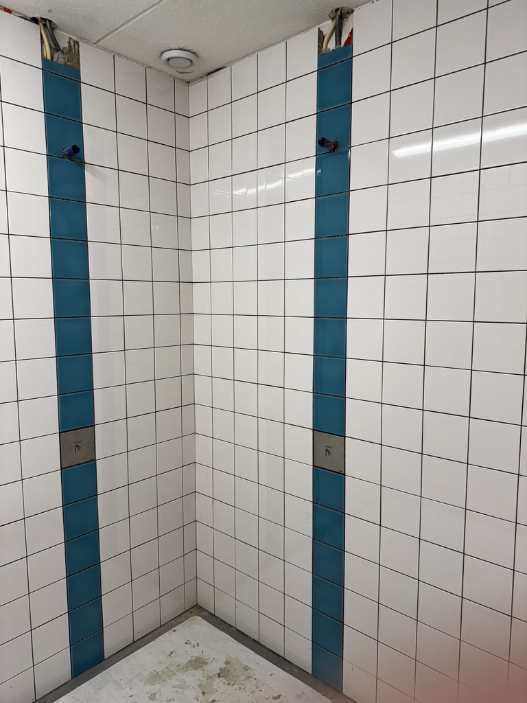 Sporthal De Bloemhof douches