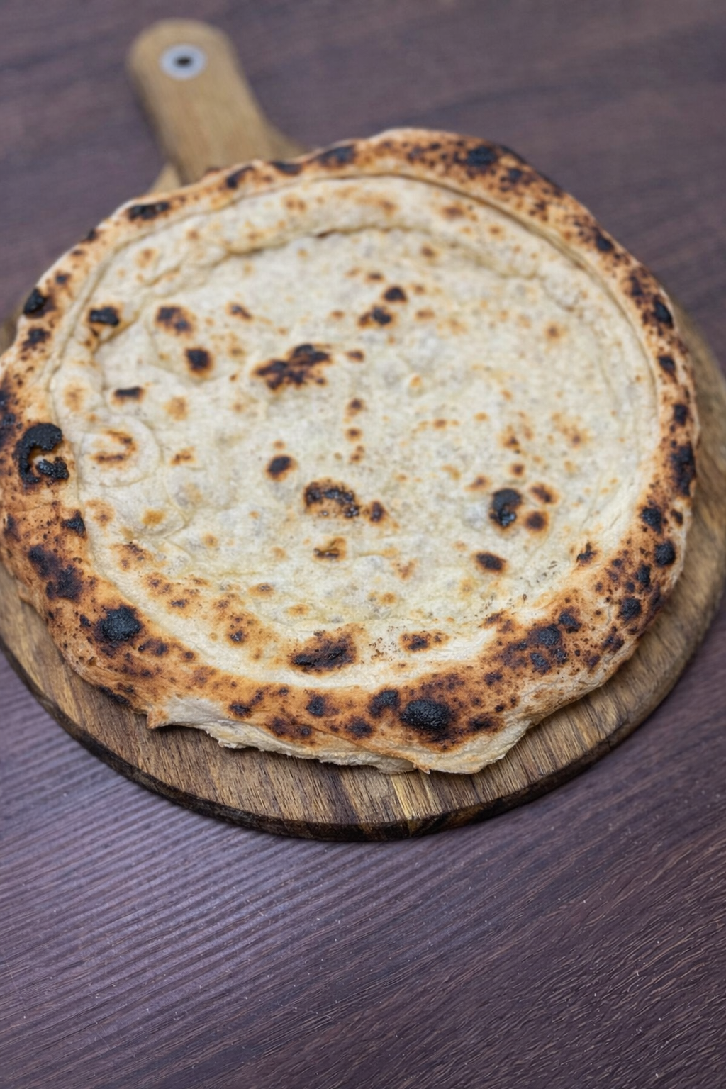 Pre-cooked Neapolitan pizza base