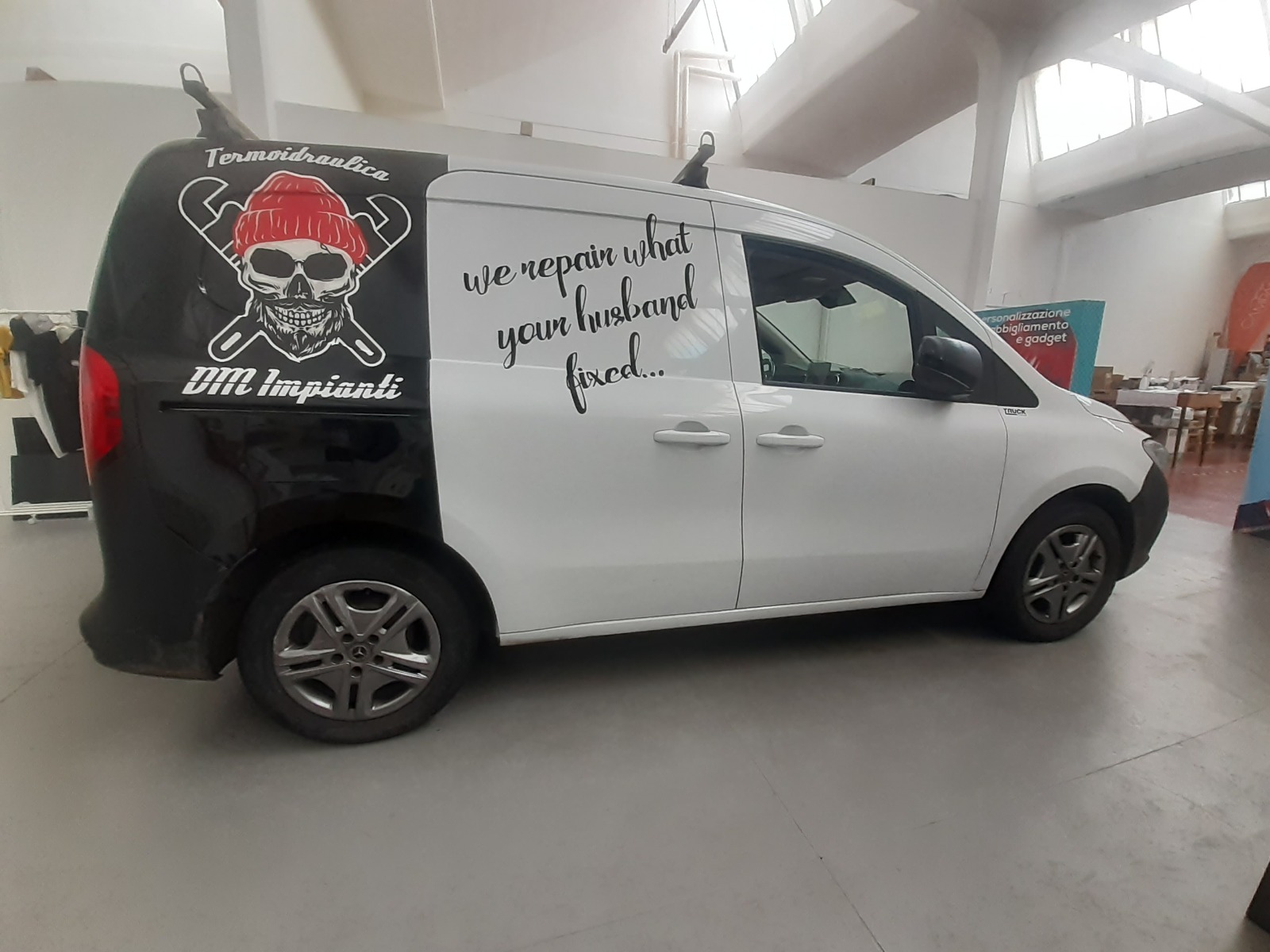 Decorazione furgone per DM Impianti