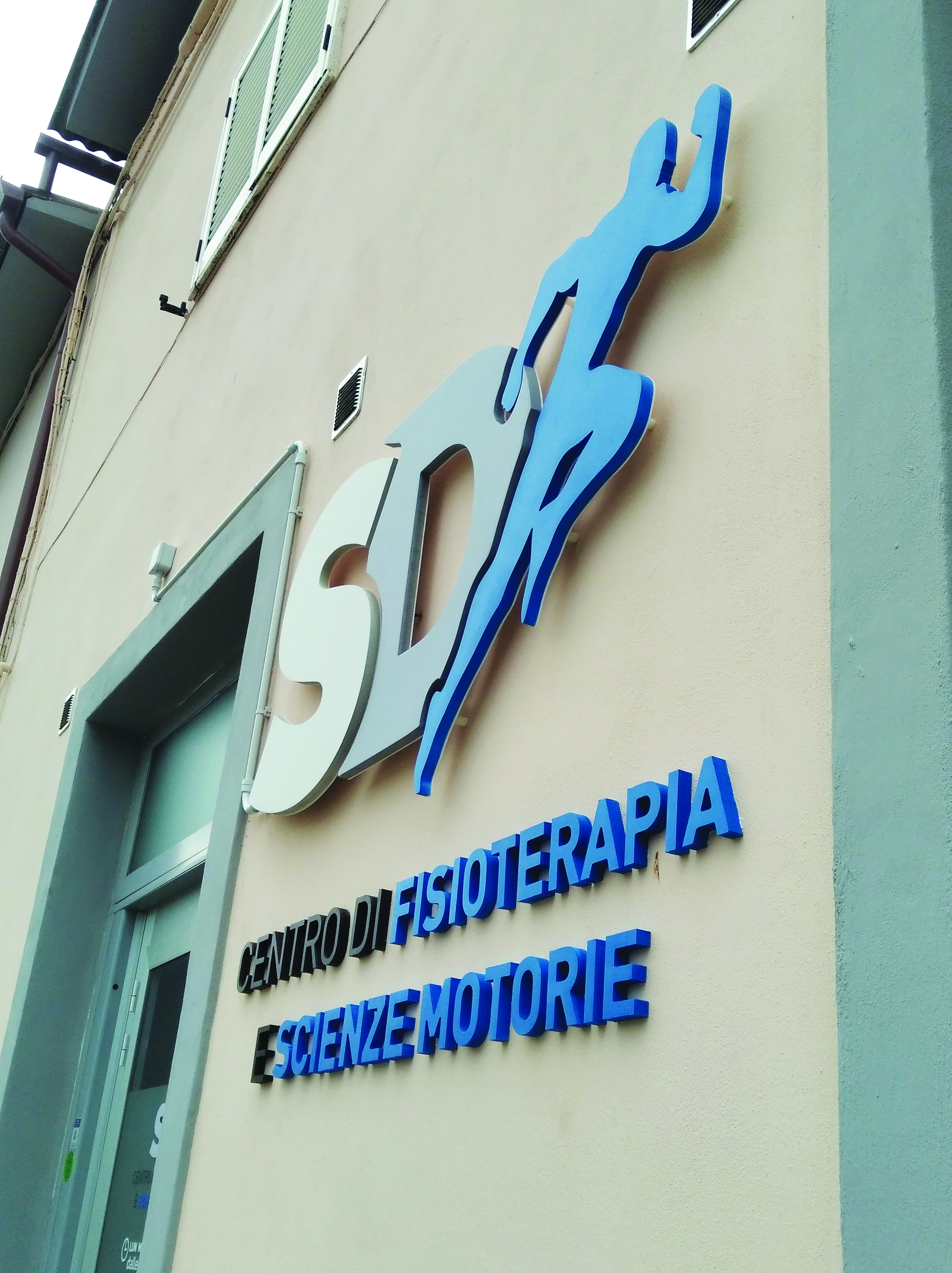 Insegna 3D retroilluminata presso SD, Vecchiano (PI)