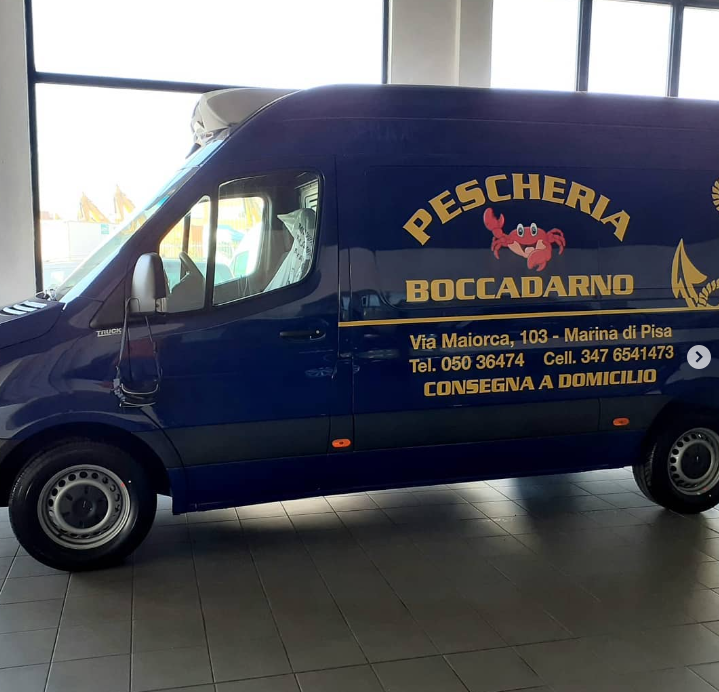 Decorazione furgone per Pescheria Boccadarno