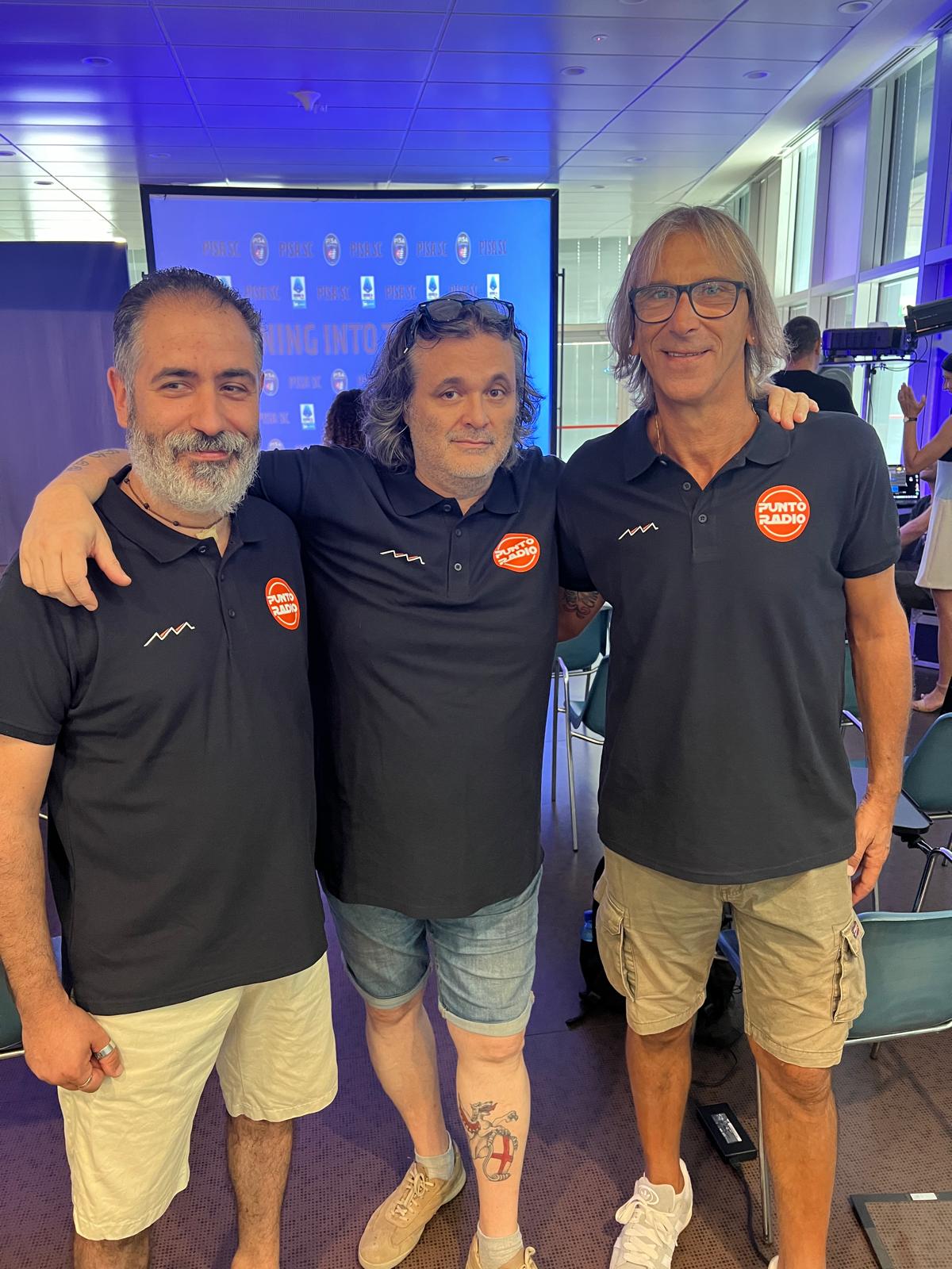 Fornitura e sponsorizzazione abbigliamento del team di Punto Radio Cascina