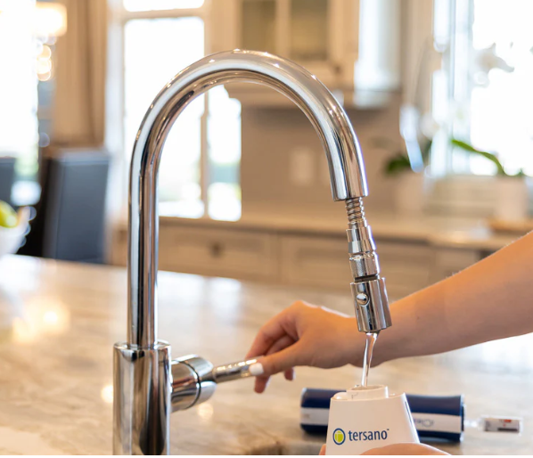 iClean mini connected to kitchen tap