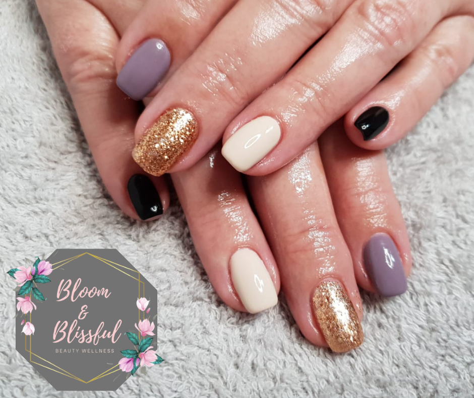 Autumn mix nails in mauve cream black and gold glitter by Emmie