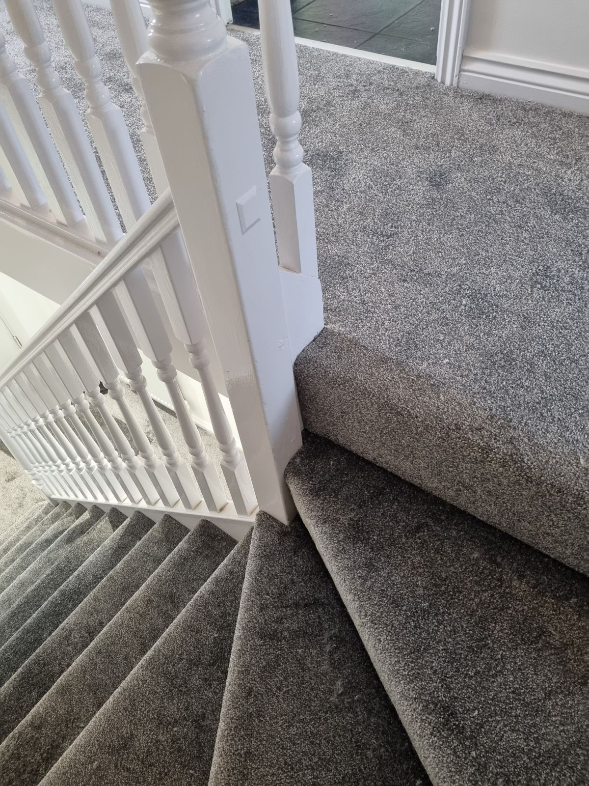 Staircase transformation with new carpet