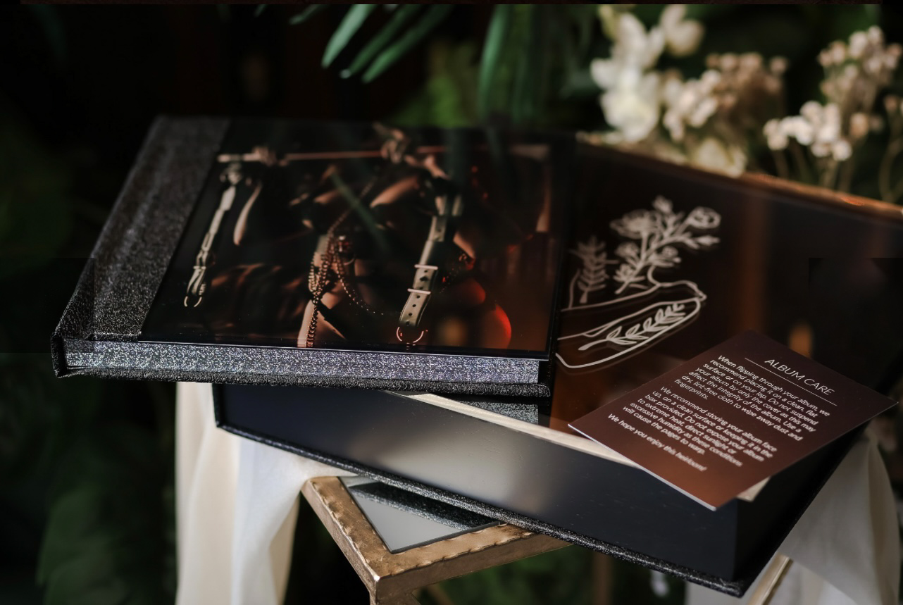 Phoenix Boudoir luxury album with gilding options presented in keepsake box
