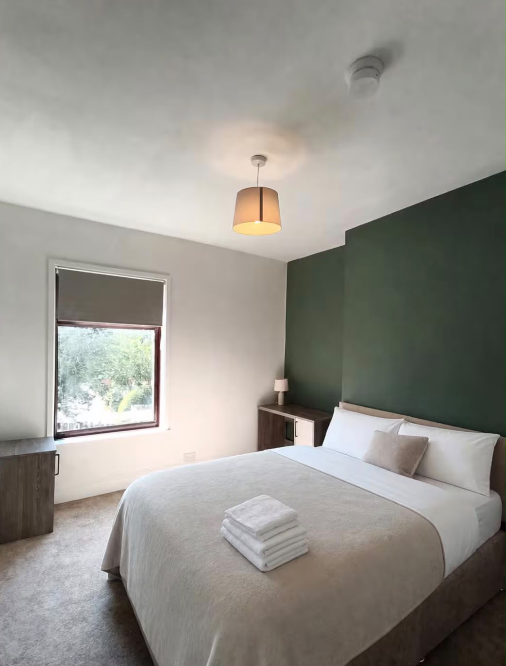 Modern 4BR Home — Sleeps 4