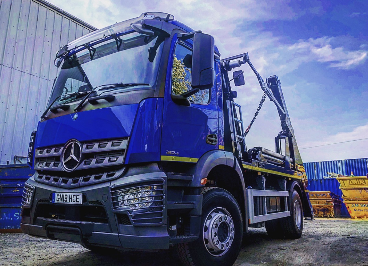 JM Waste Management Mercedes skip truck