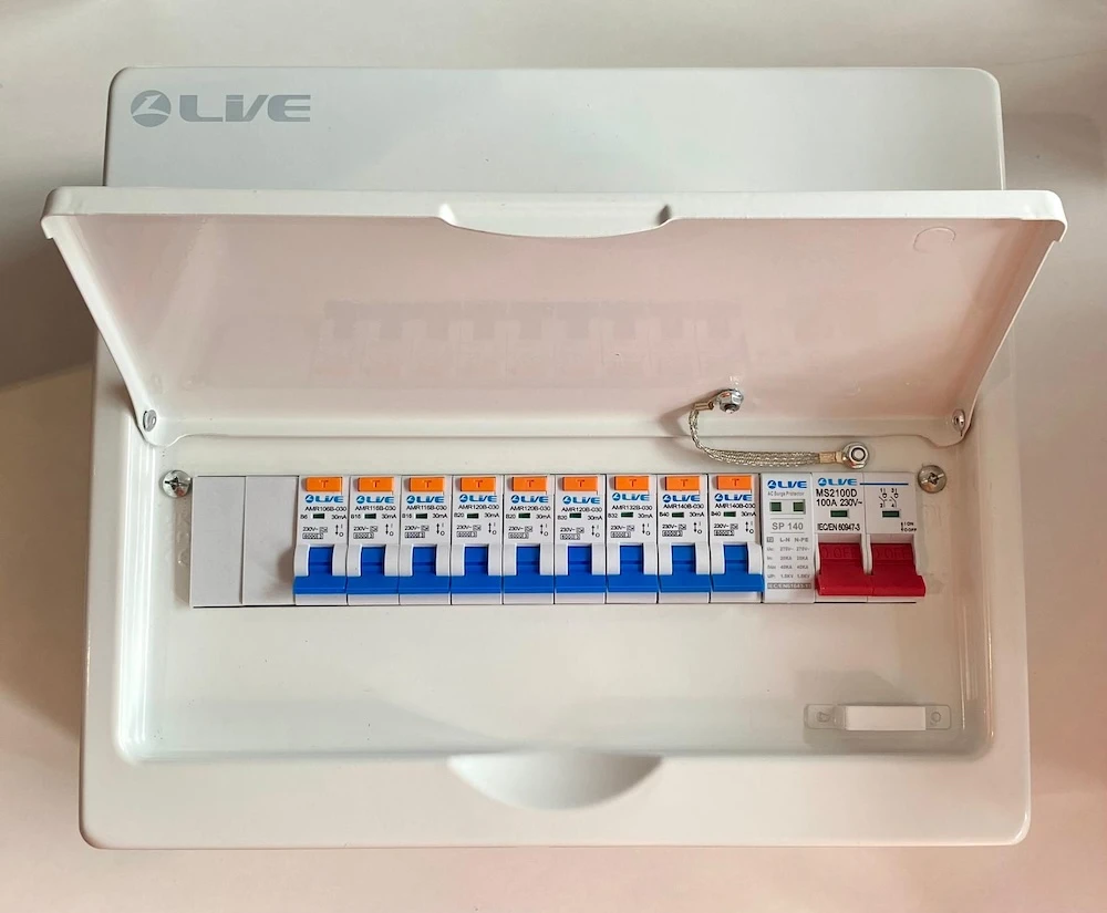 Live Electrical RCBO consumer unit with individual circuit breakers and SPD, 18th Edition compliant metal consumer unit